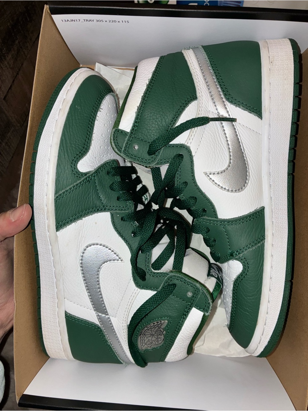 MEN’S 8 - Nike Air Jordan 1 Retro High OG